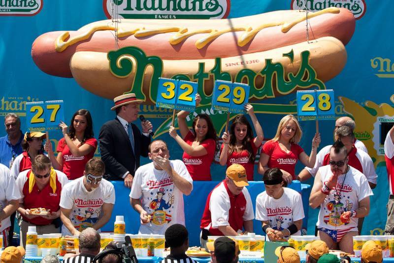 nathan's hot dog eating contest