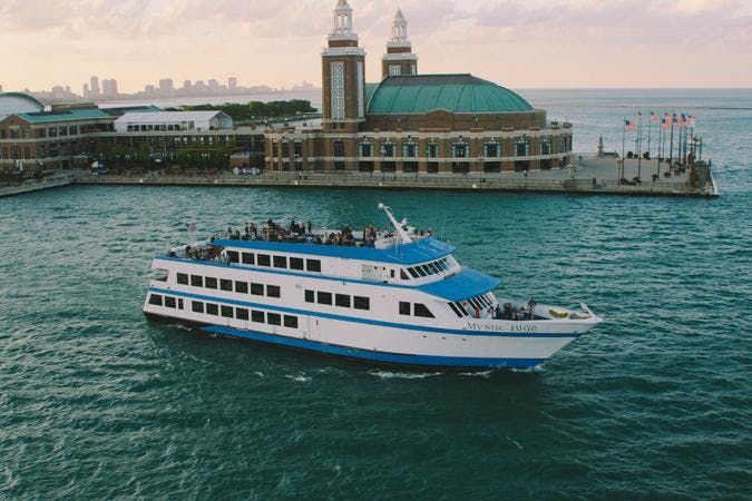 Chicago New Years Eve Cruise Party 2020