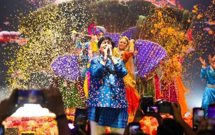 Falguni Pathak live in Canada